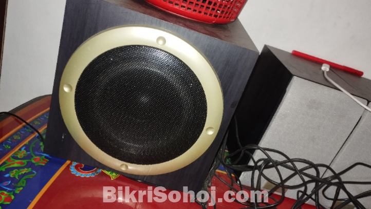 মাইক্রোল্যাব ৪ ইস্পিকার হোমথিয়েটর,